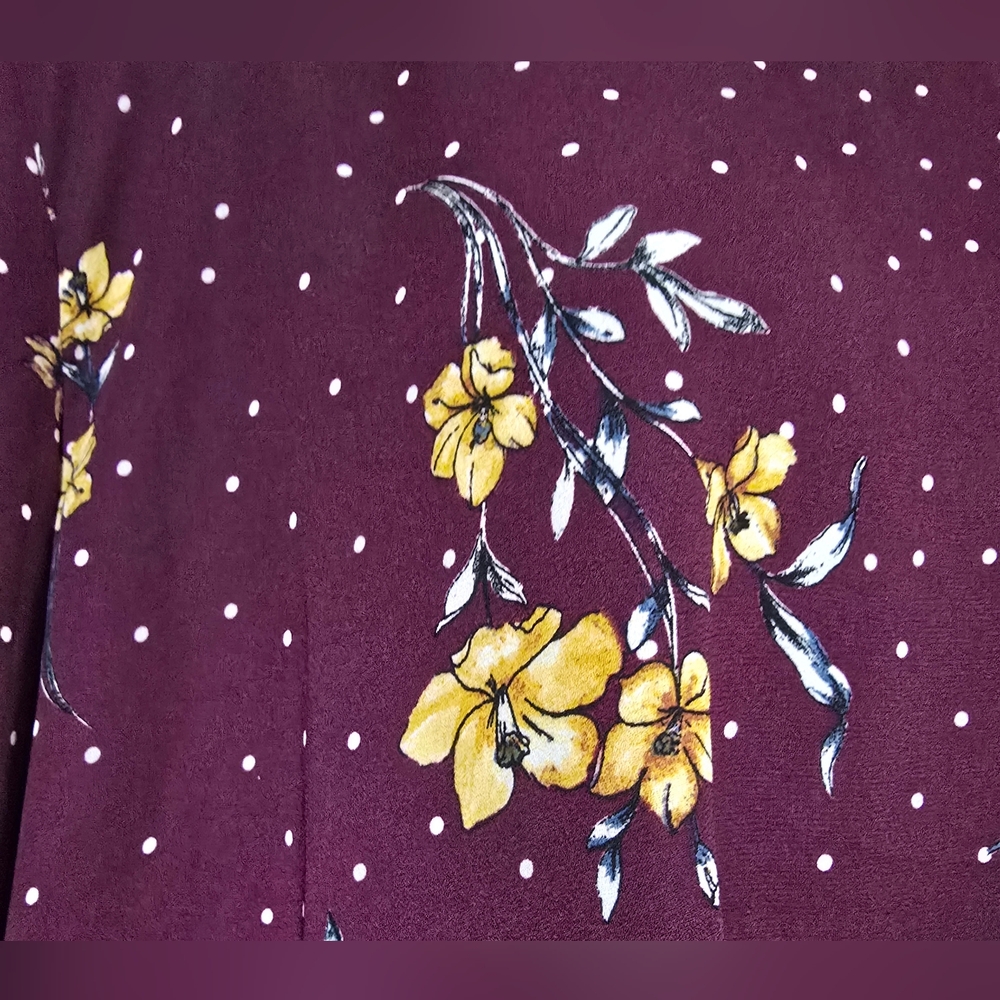 Pink Republic Womens Plum  Floral Blouse w Roll Tab Sleeves w/Tie Front Size XL - Picture 9 of 9